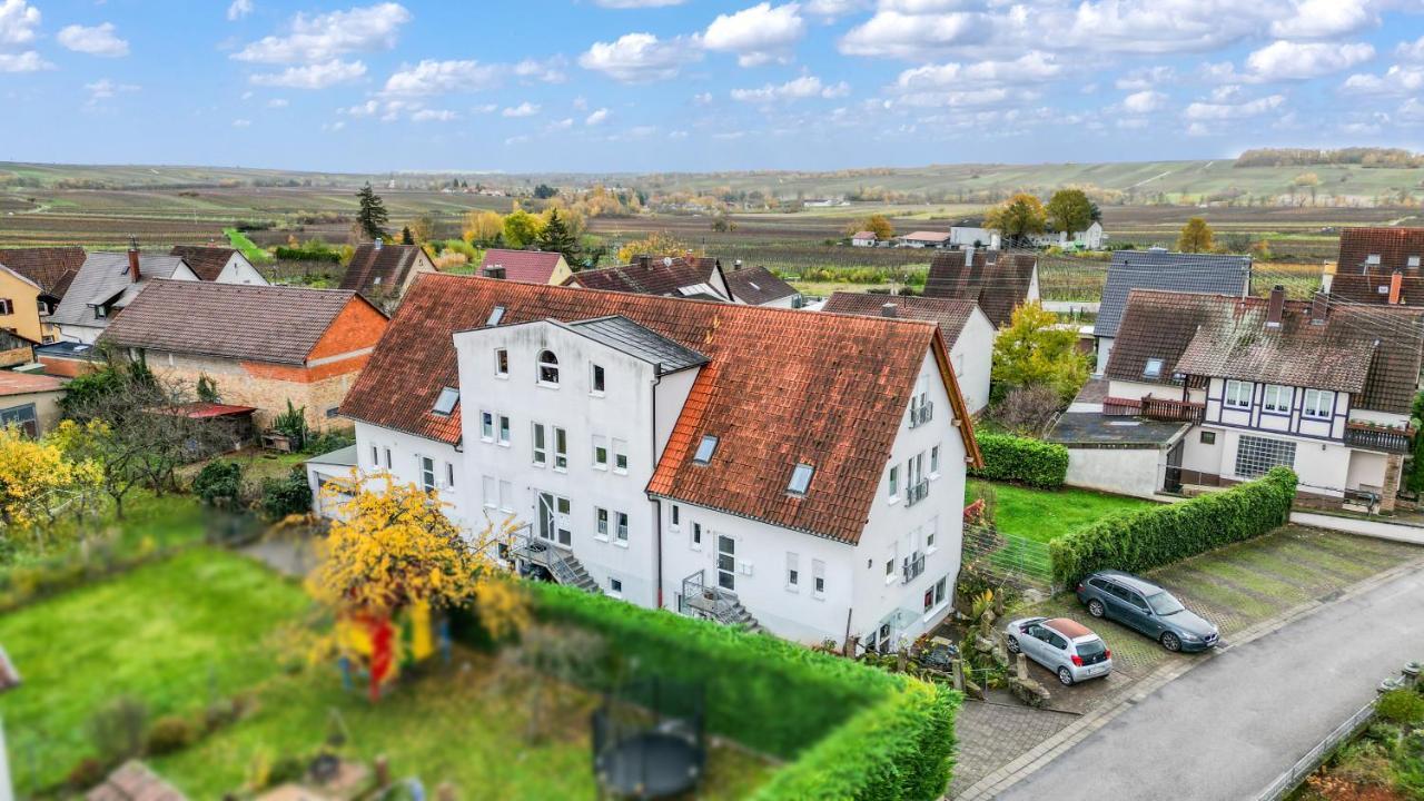 Winetime - Fuer 3 - Naehe Madenburg - Burg Landeck Appartement Eschbach  Buitenkant foto